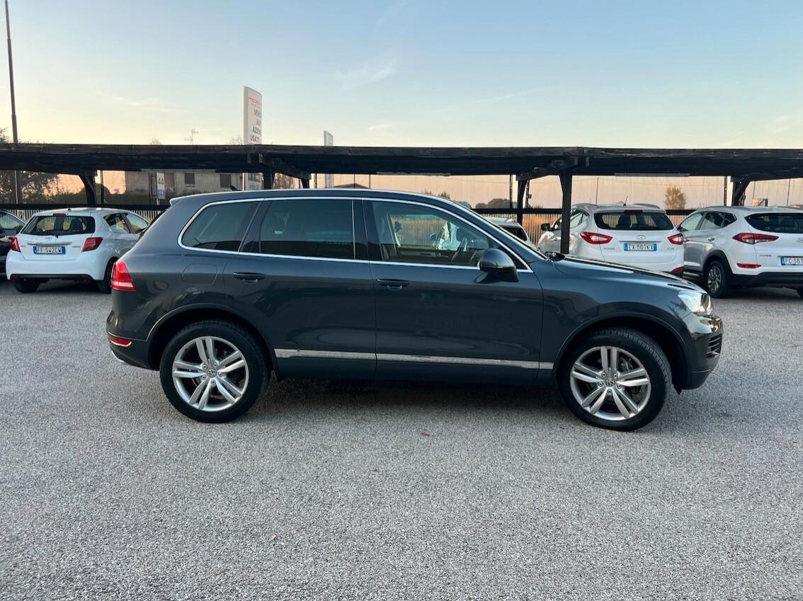 Volkswagen Touareg 3.0 TDI 245 CV tiptronic BlueMotion Techn. Executive
