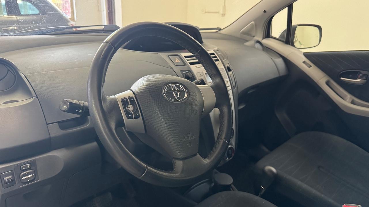 Toyota Yaris 1.3 5 porte M-MT -98.000 km