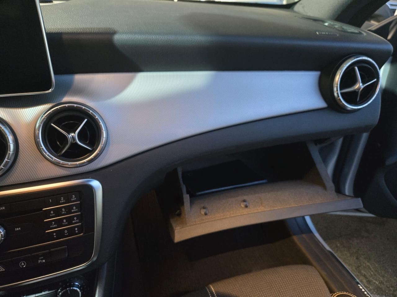 Mercedes-benz CLA 200 d 4Matic Automatic Sport