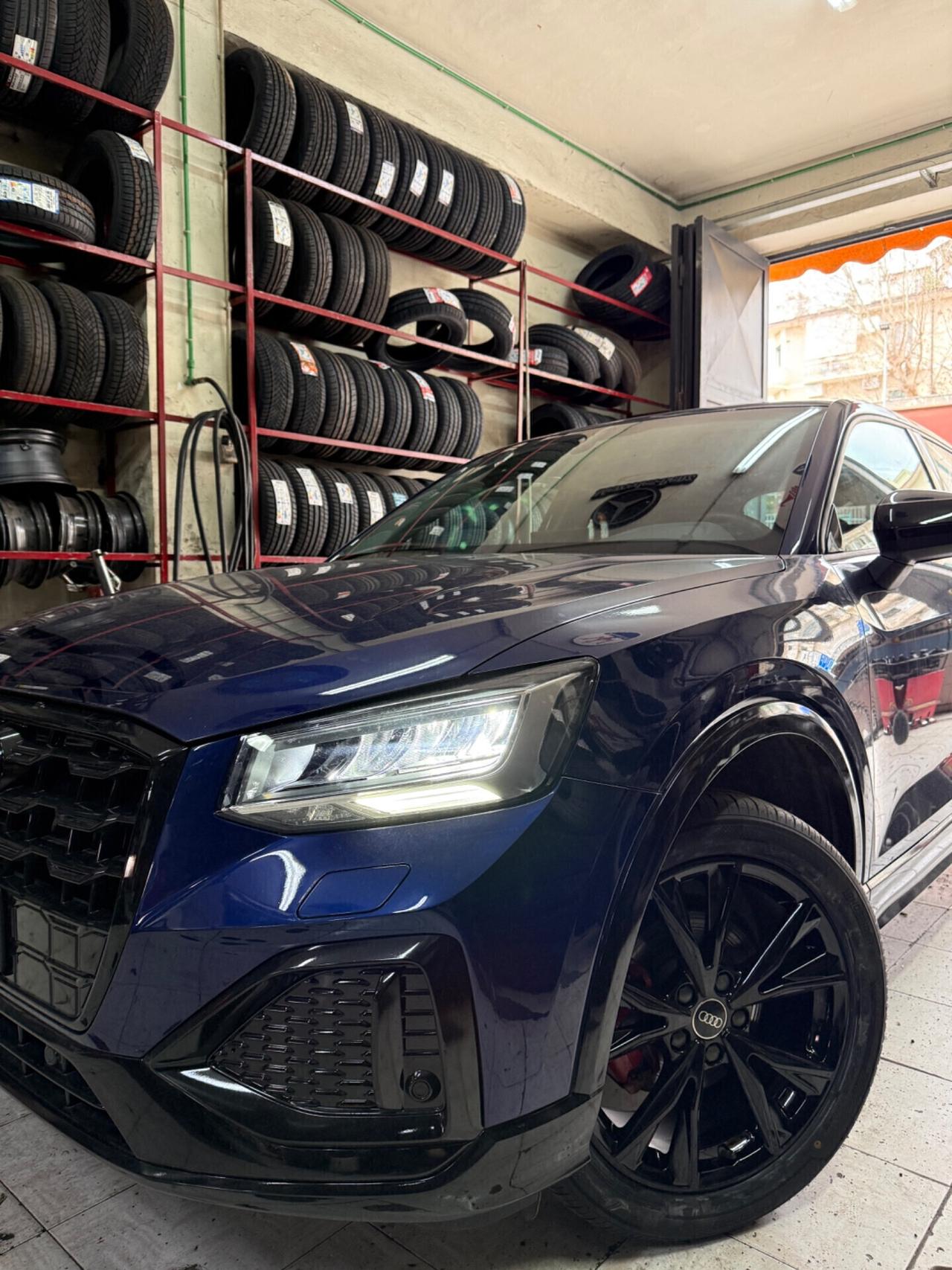 Audi Q2 30 TDI S tronic Identity Black 25000KM 18