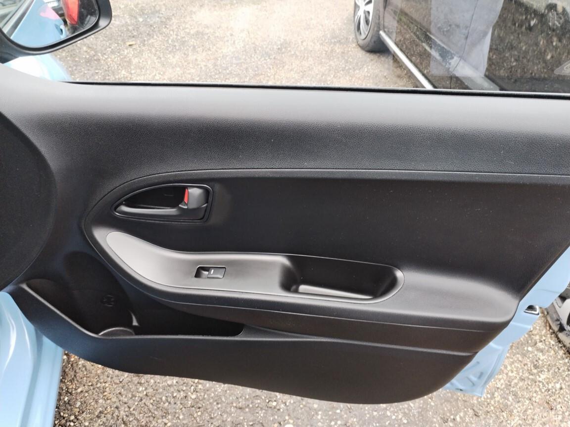 Kia Picanto 1.0 12V 5 p soli 12000km 9/2014