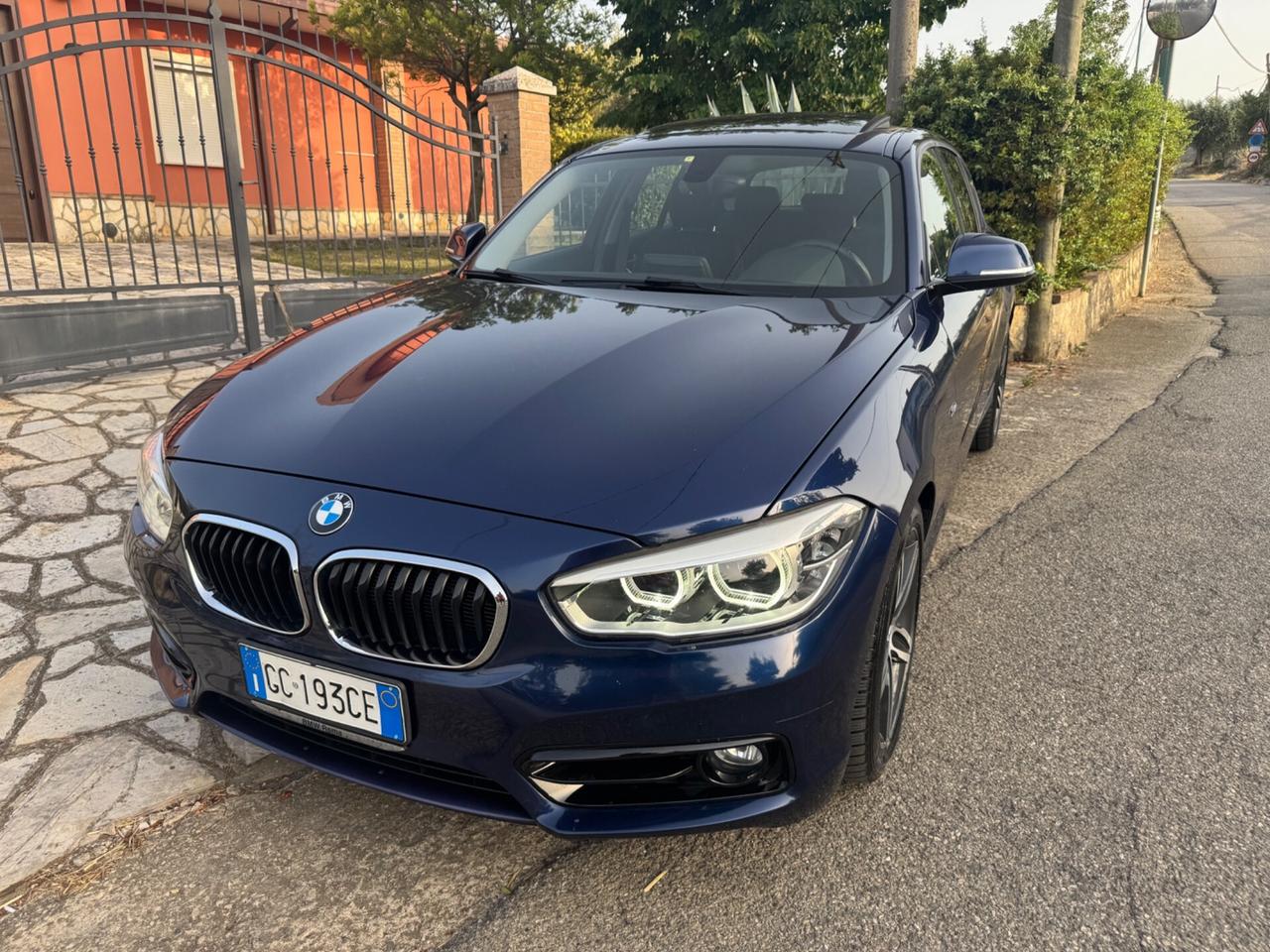 Bmw 118 118d 5p. Msport