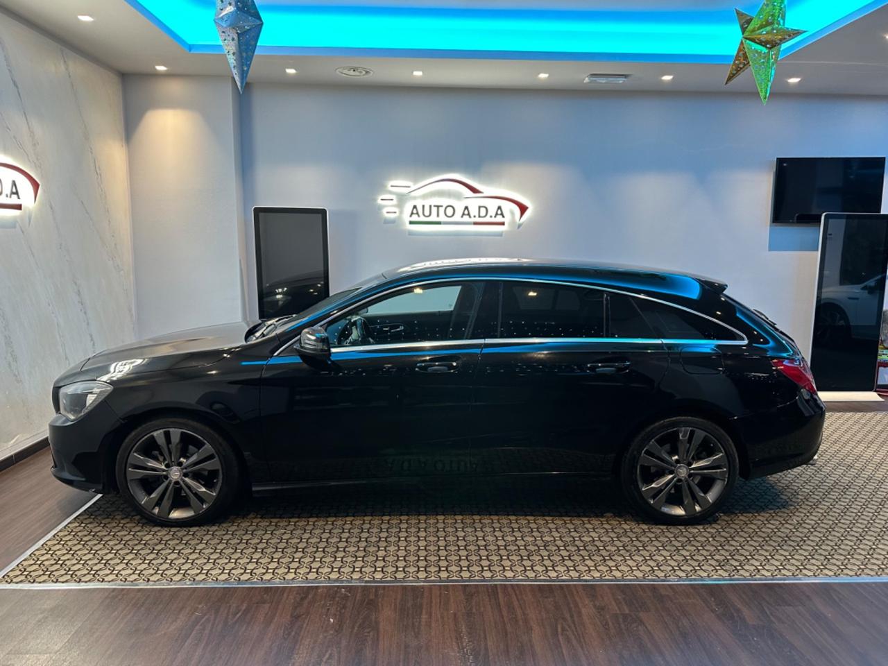 Mercedes-benz CLA 220 CLA 220 d 4Matic Automatic Premium Dark Night