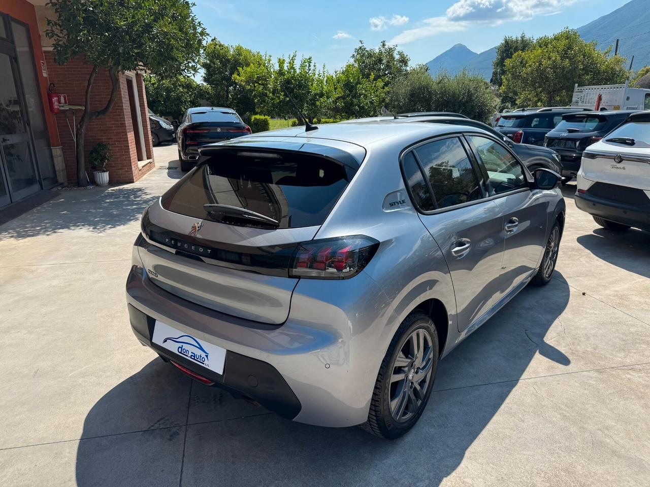 Peugeot 208 Peugeut BlueHDi 100 Stop&Start 5 porte Allure