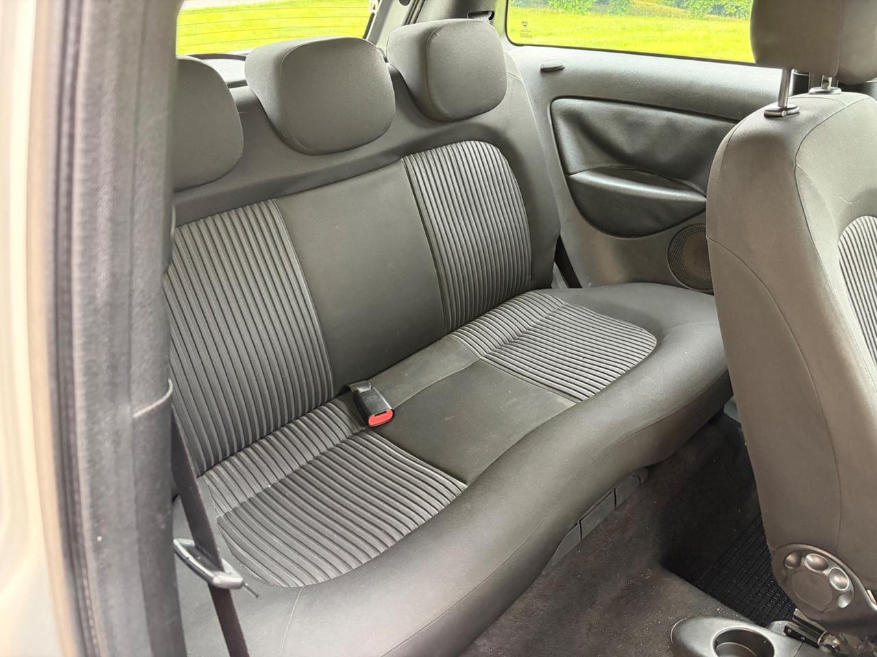 Lancia Ypsilon 1.2 BENZINA 2011
