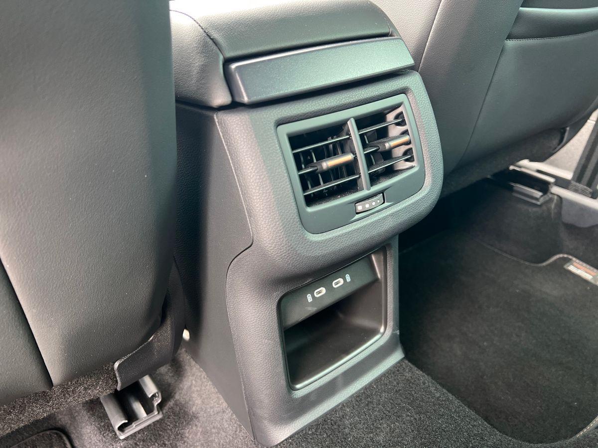 CUPRA Ateca Tribe Edition 2.0 TSI 221 kW (300 CV) DSG 7 marce 4Drive