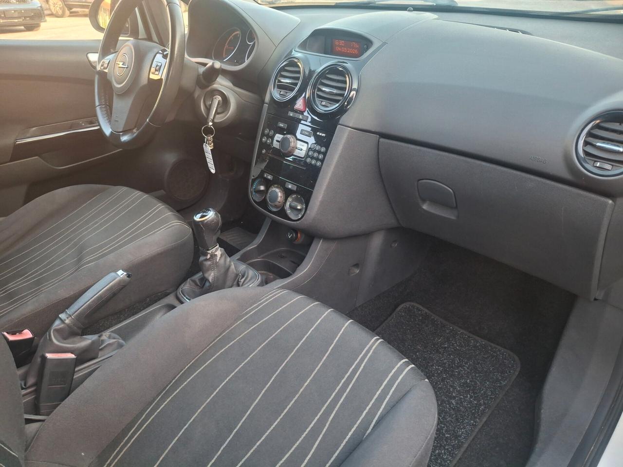 Opel Corsa 1.3 CDTI 75CV.-DIESEL-NEOPATENTATI-