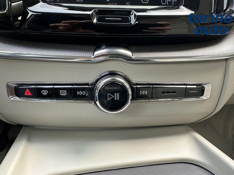 Volvo XC60 XC60 B4 (d) AWD Geartronic Inscription