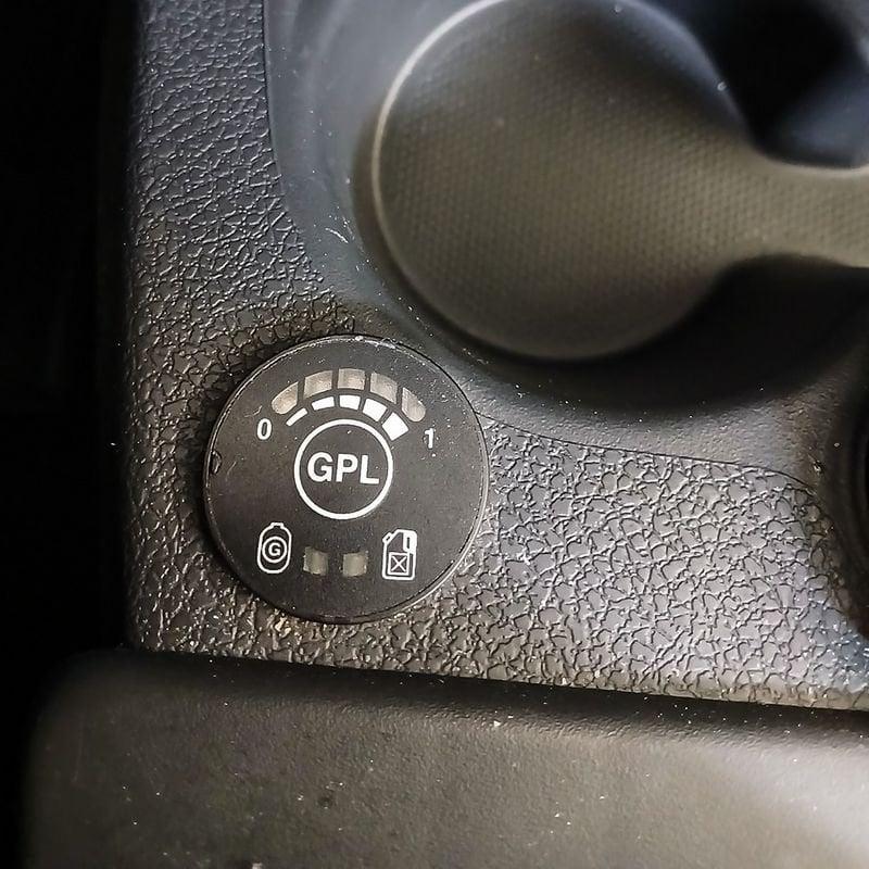 Dacia Lodgy 2017 1.6 Essential S&S my18