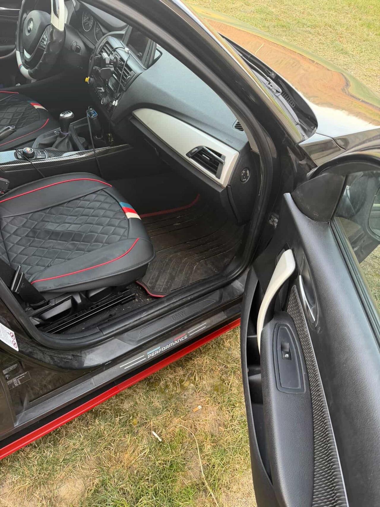 Bmw 116 116d 5p. Urban