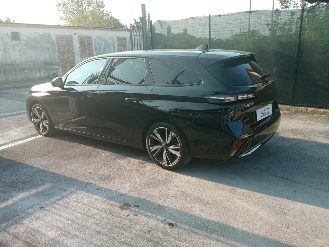 Peugeot 308 BlueHDi 130 S&S EAT8 SW Allure
