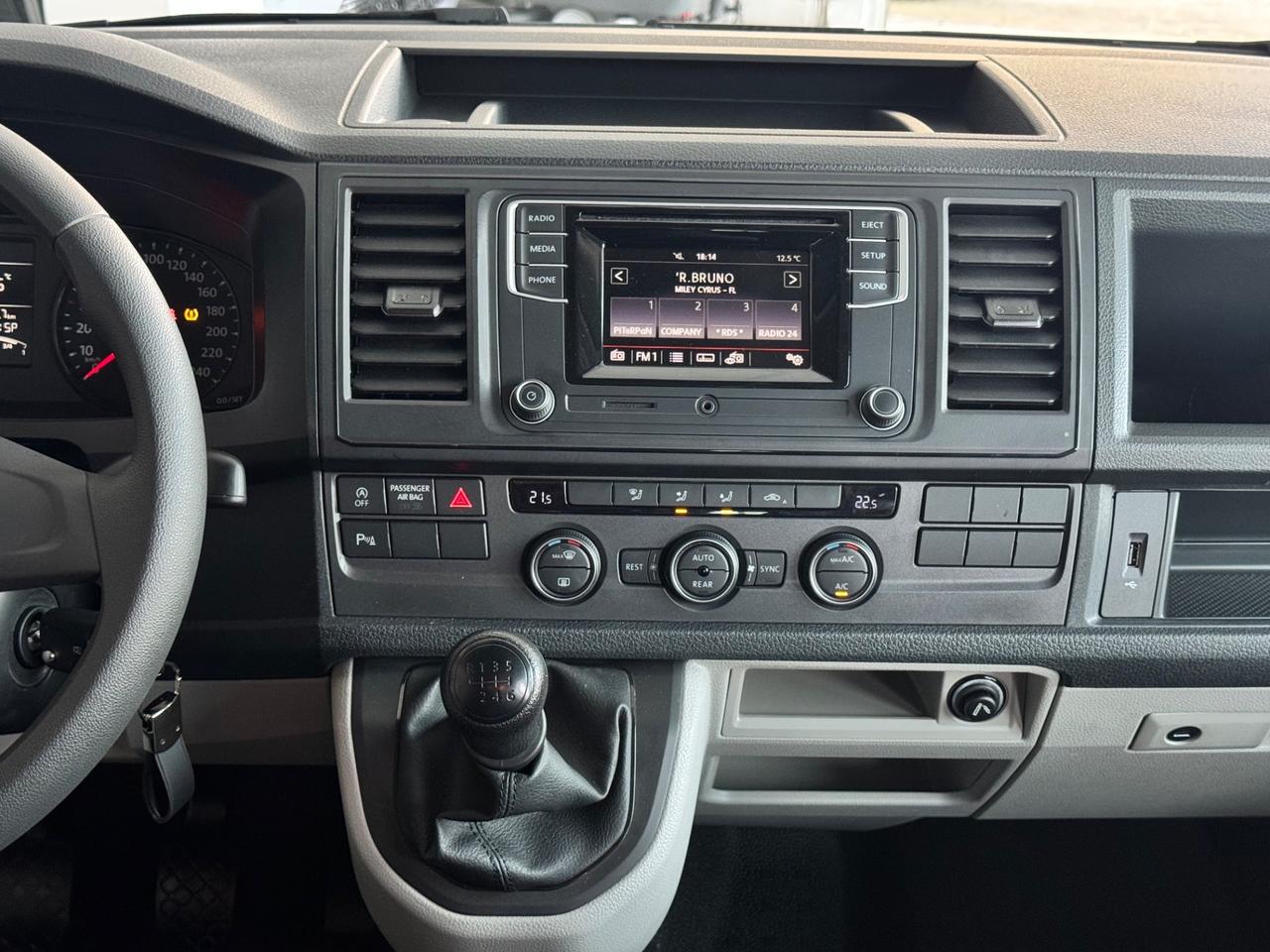 Volkswagen Caravelle 2.0 TDI 150CV 8P 13.000