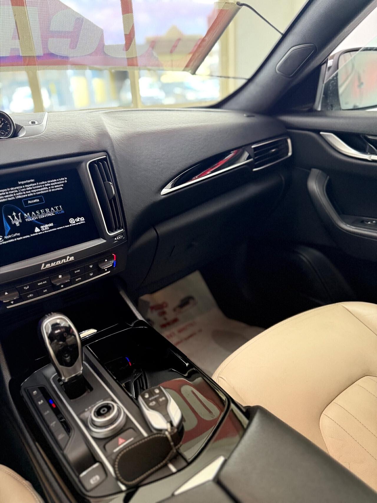 Maserati Levante Granlusso