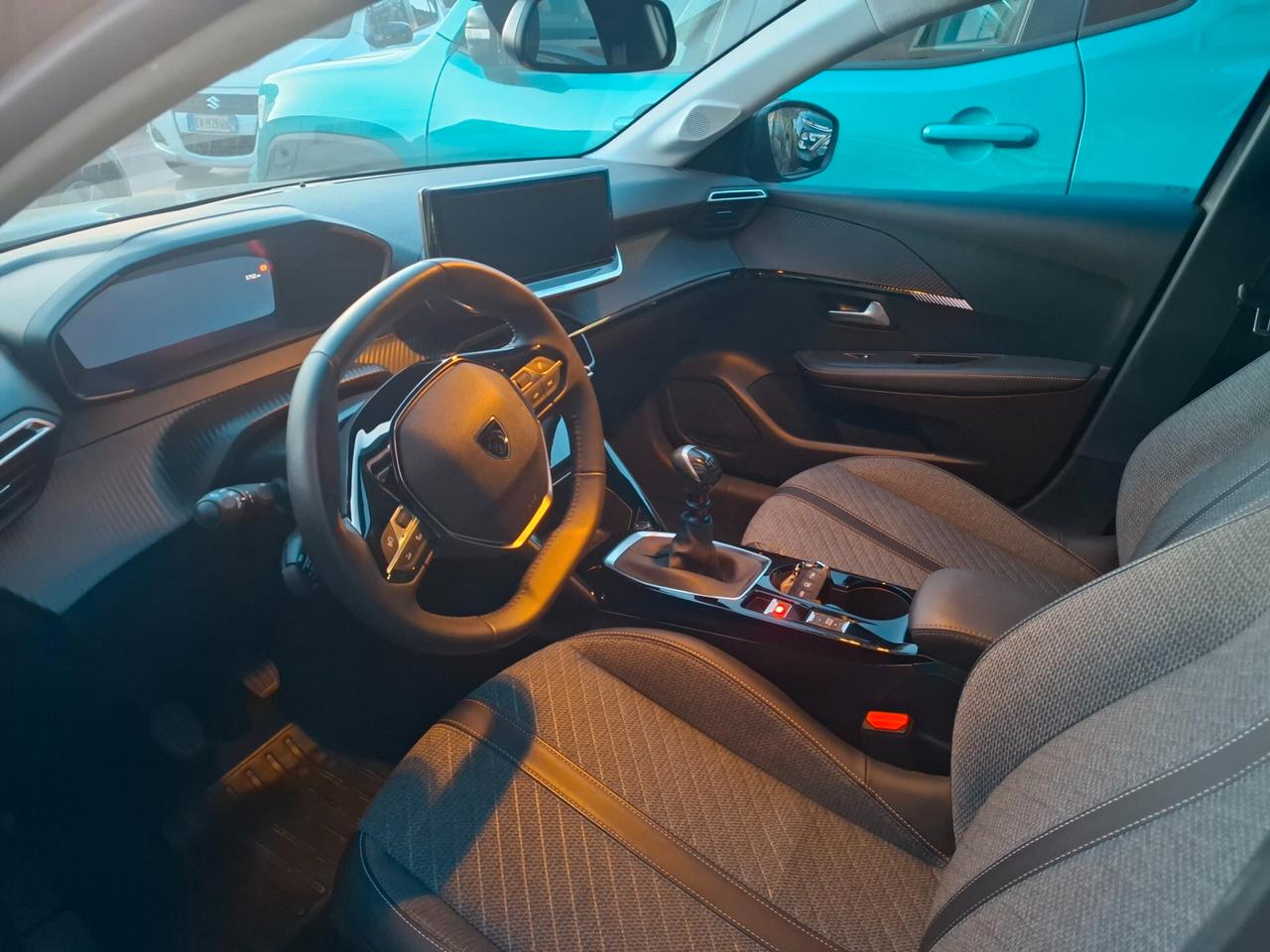 Peugeot 208 PureTech 100 Stop&Start 5 porte Allure