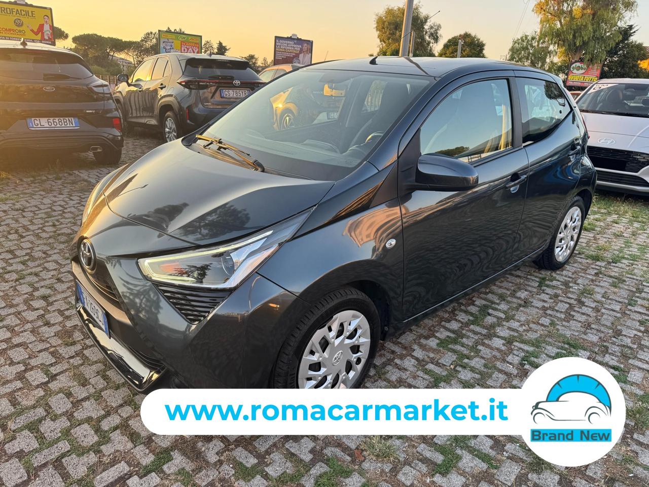 Toyota Aygo 5 Porte Aygo 5p 1.0 x-play m-mt 72cv KM CERTIFICATI