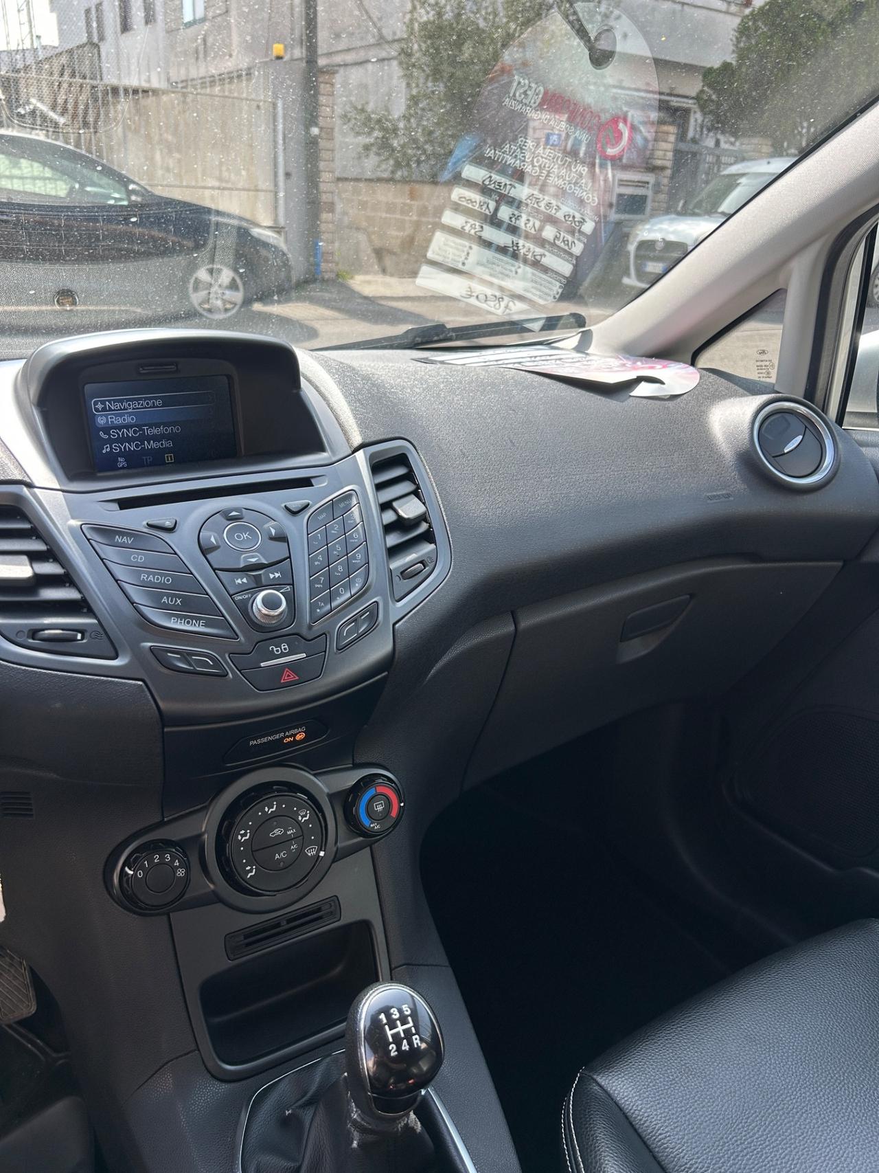 Ford Fiesta 1.5 TDCi 75CV 5 porte Business-2015