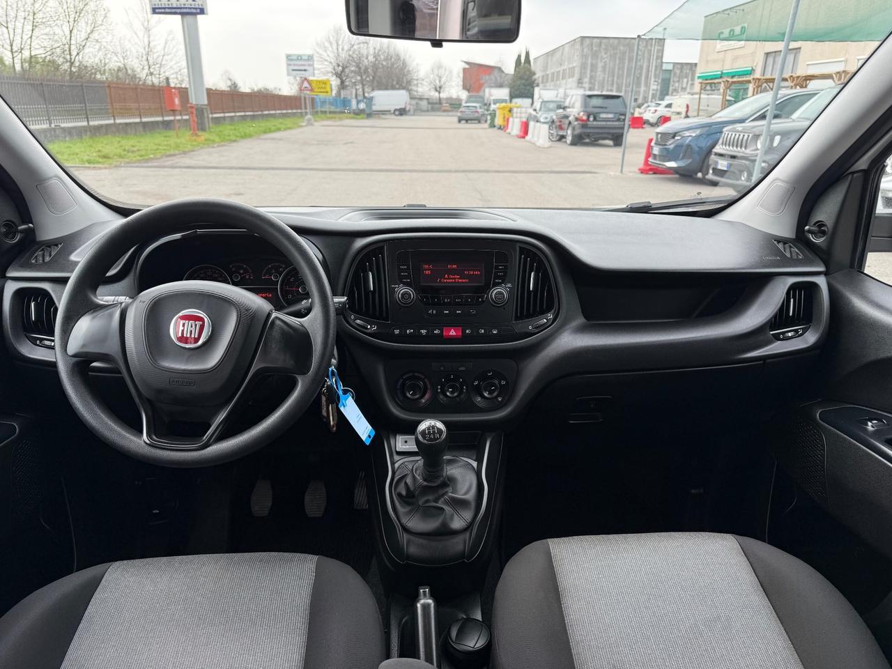 Fiat Doblo Combi N1 Autocarro 5 POSTI