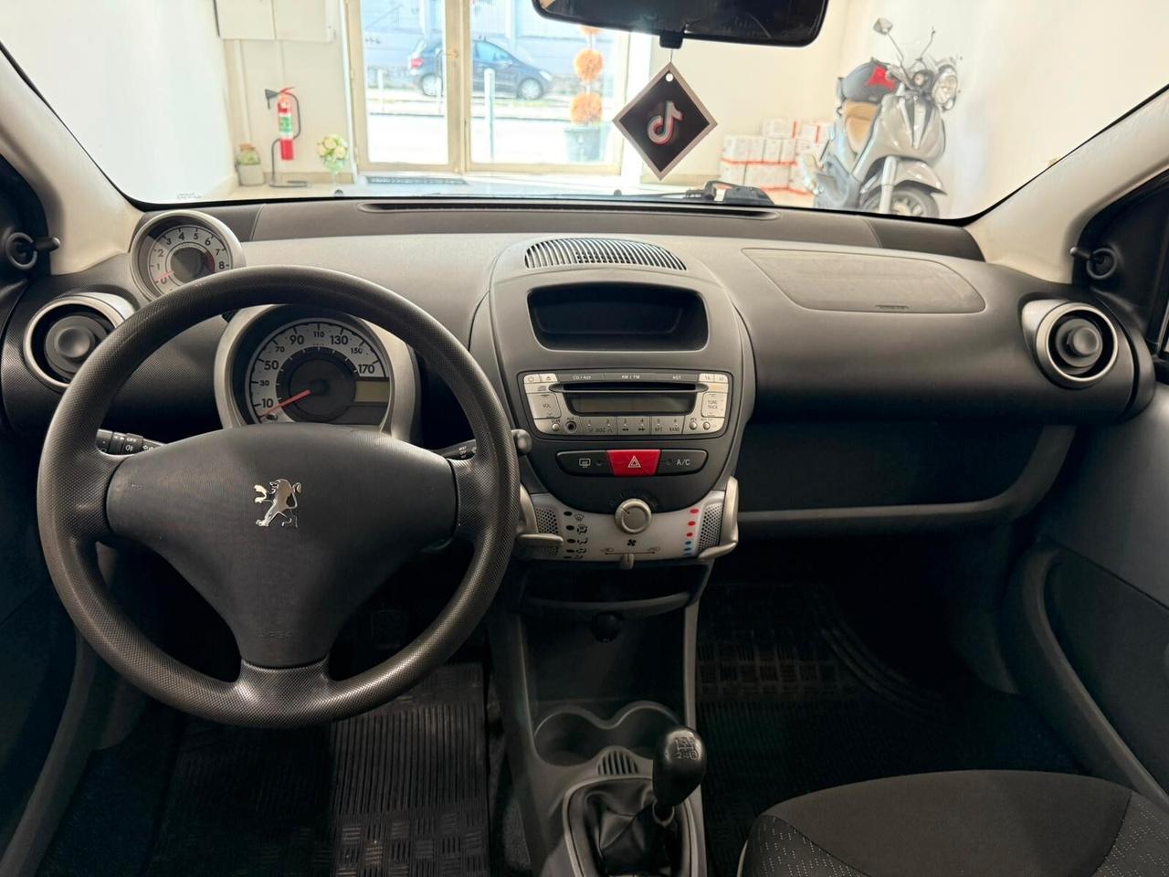 PEUGEOT 107 1.0 68 CV 5 PORTE ANNO 2010 OTTTIMA PER NEOPATENTATI
