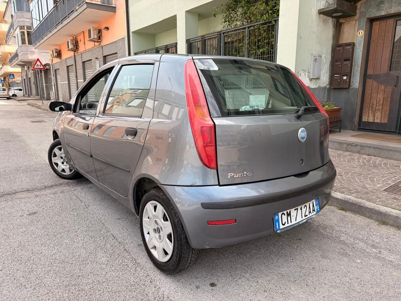 Fiat Punto 1.2i cat 5 porte EL