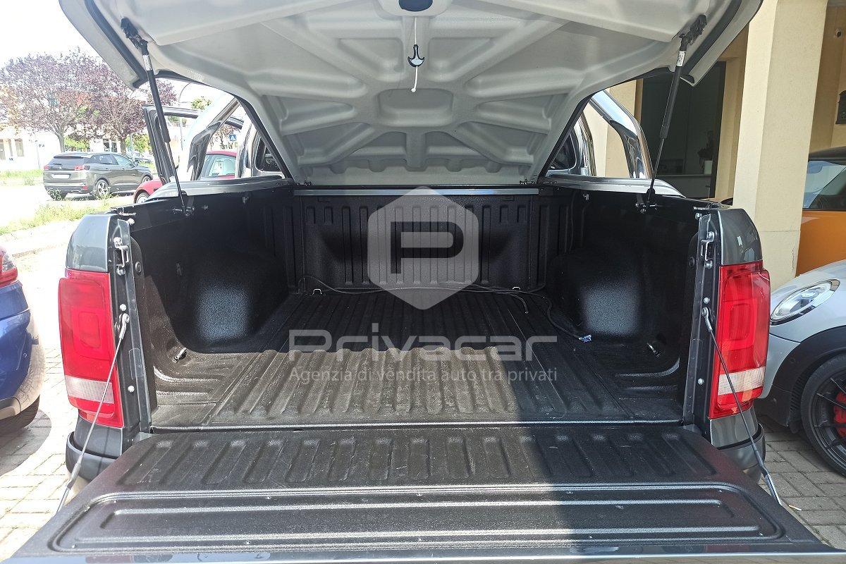VOLKSWAGEN Amarok 3.0 V6 TDI 4MOTION BMT permanente aut. DC Comfortline