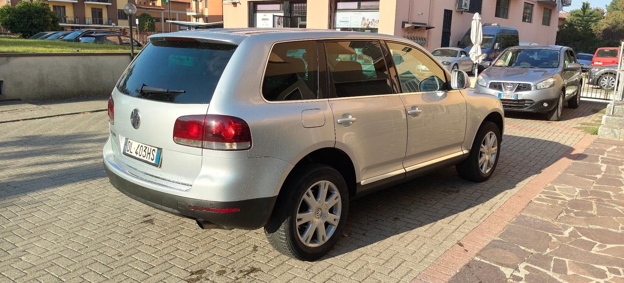 Volkswagen Touareg 2.5 R5 TDI Tiptronic Exclusive