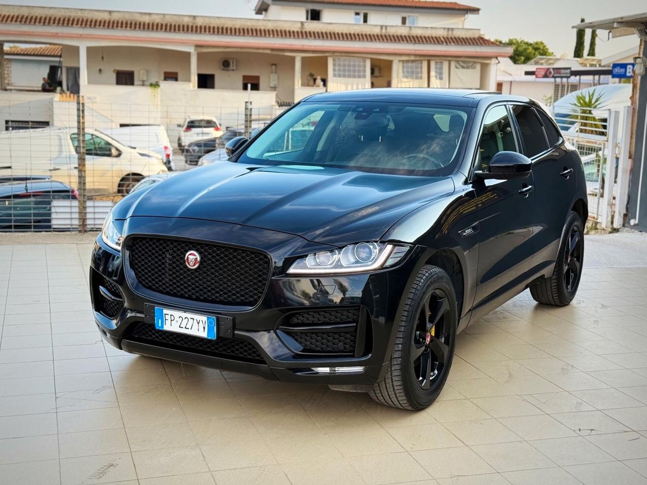 Jaguar F-Pace 2.0 D 180 CV AWD aut. Portfolio 12 mesi di garanzia