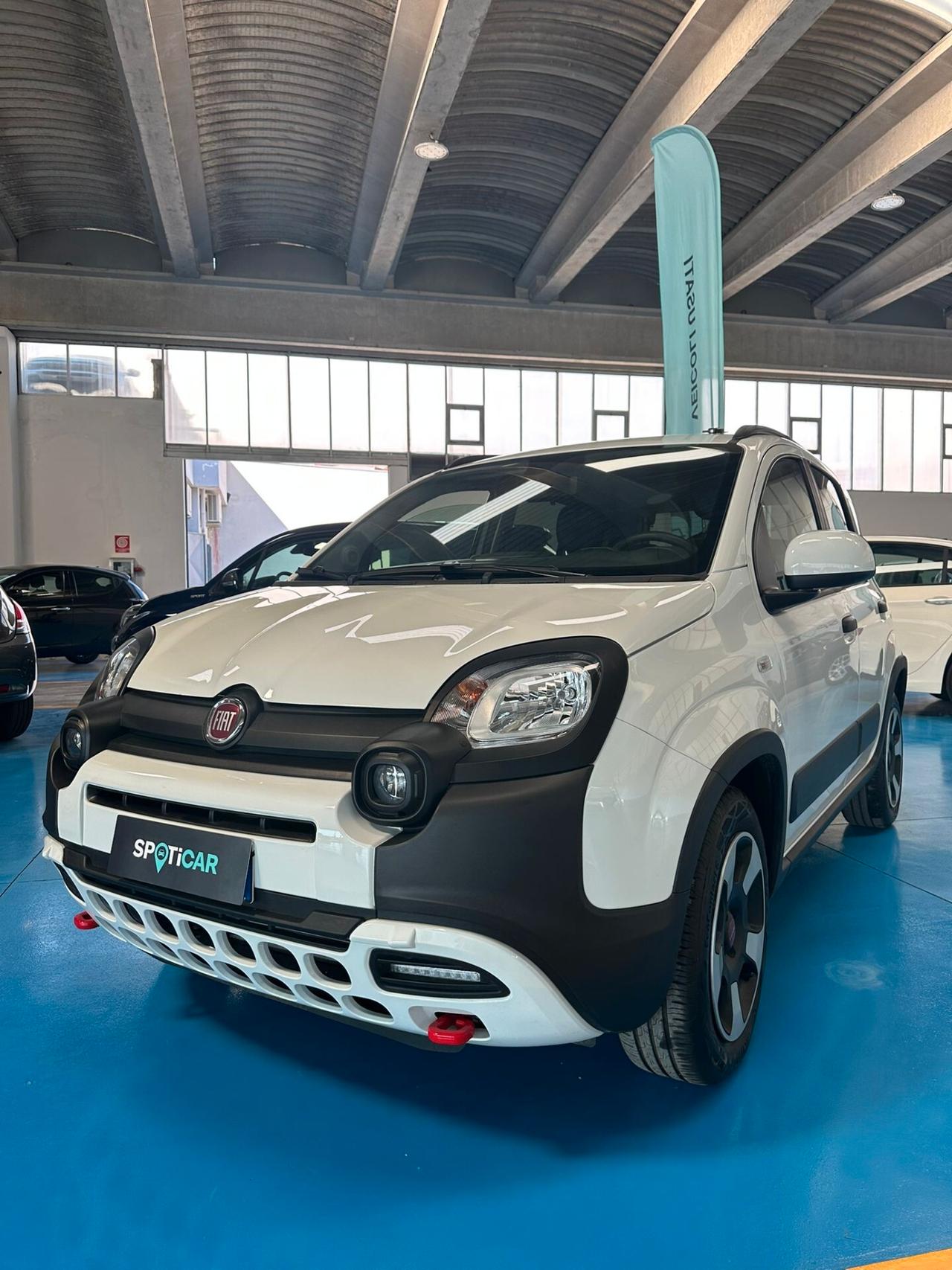 Fiat Panda CROSS 1.0 hybrid 2024 km aziendale