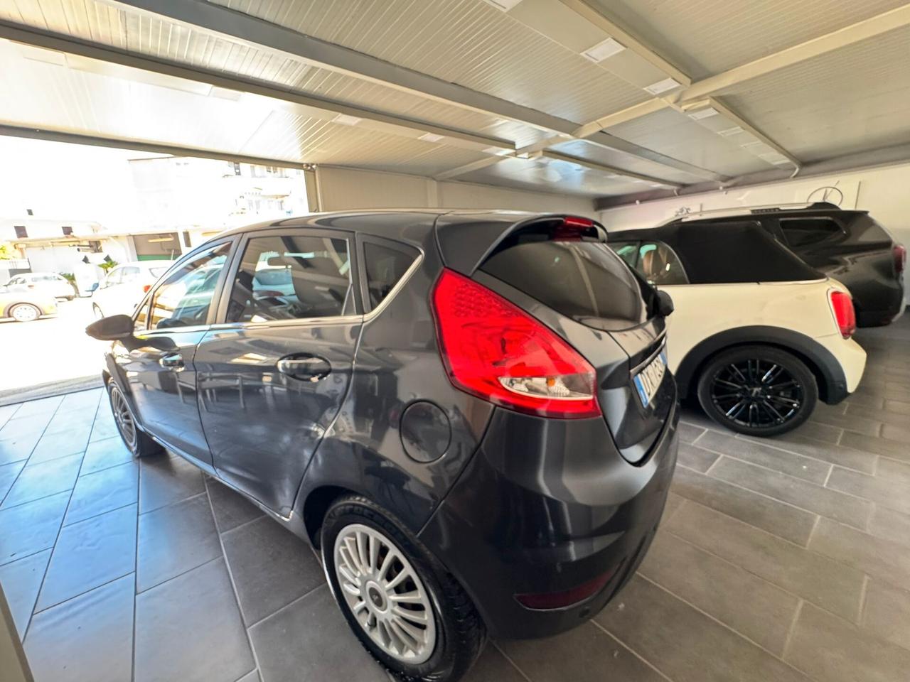 Ford Fiesta 1.4 TDCi 5p. Titanium