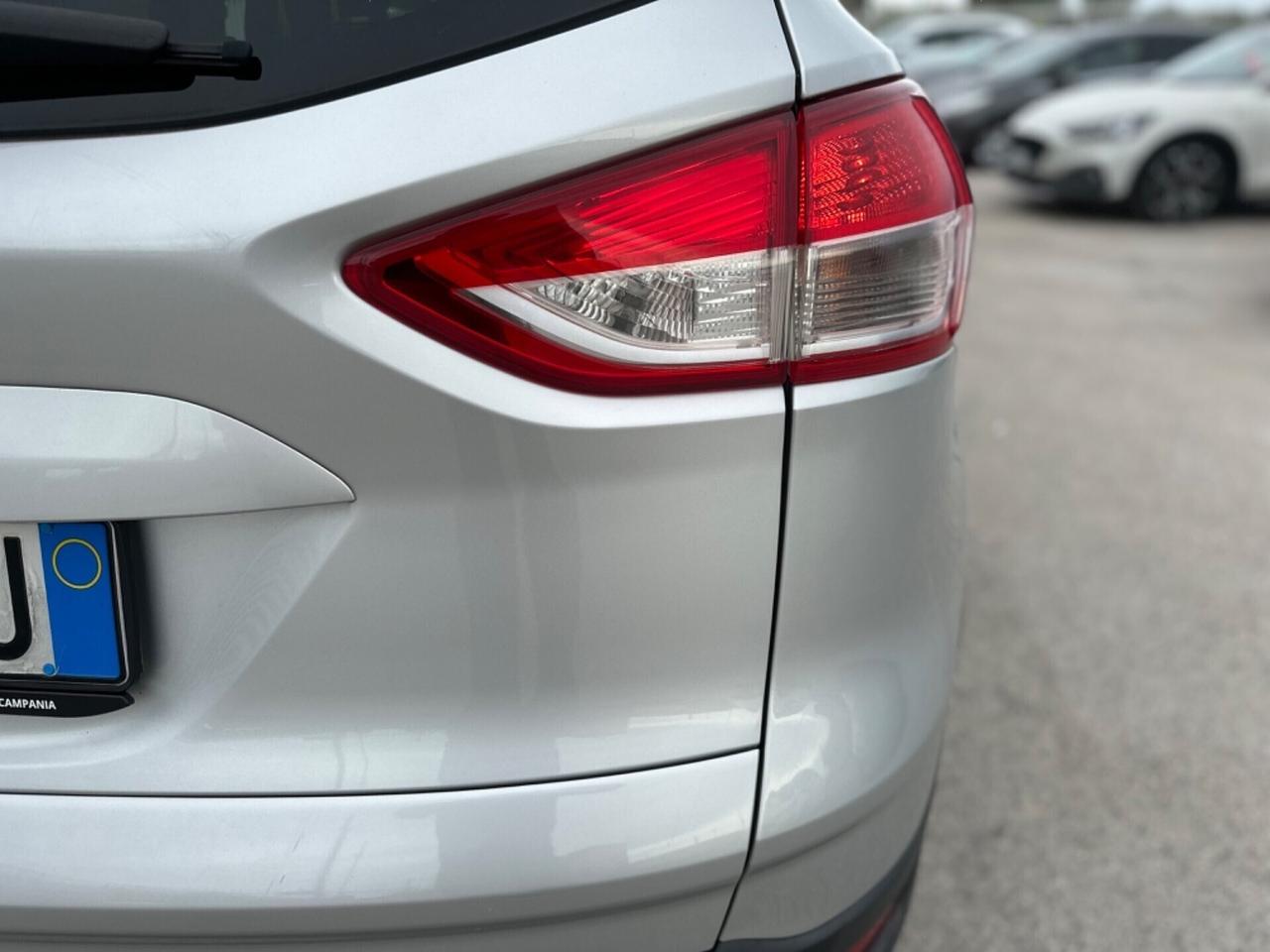 Ford Kuga 2.0 TDCI 163 CV 4WD Powershift Titanium