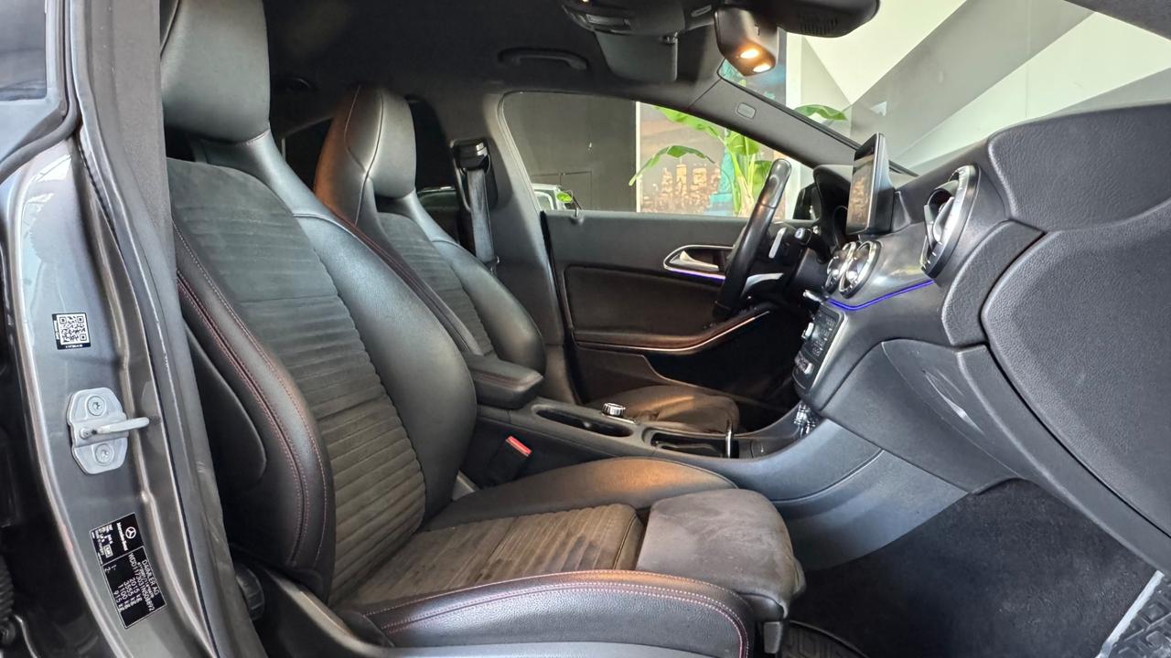Mercedes-benz CLA 220 d Premium Amg-2017