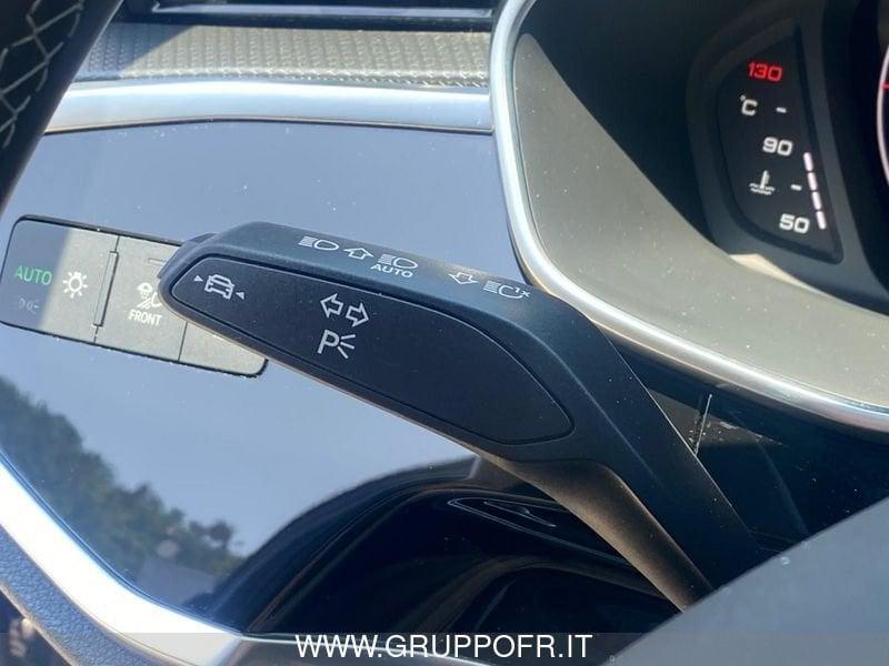 Audi Q3 SPB 35 TDI S tronic Identity Black