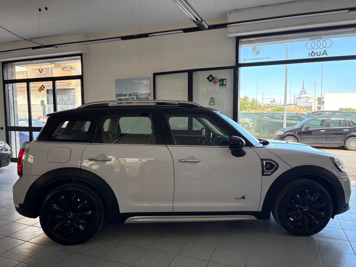 MINI COUNTRYMAN Cooper SD ALL4 Aut. TETTO/ UNICO PROP/ RETROCAMERA/ NAVIGATORE