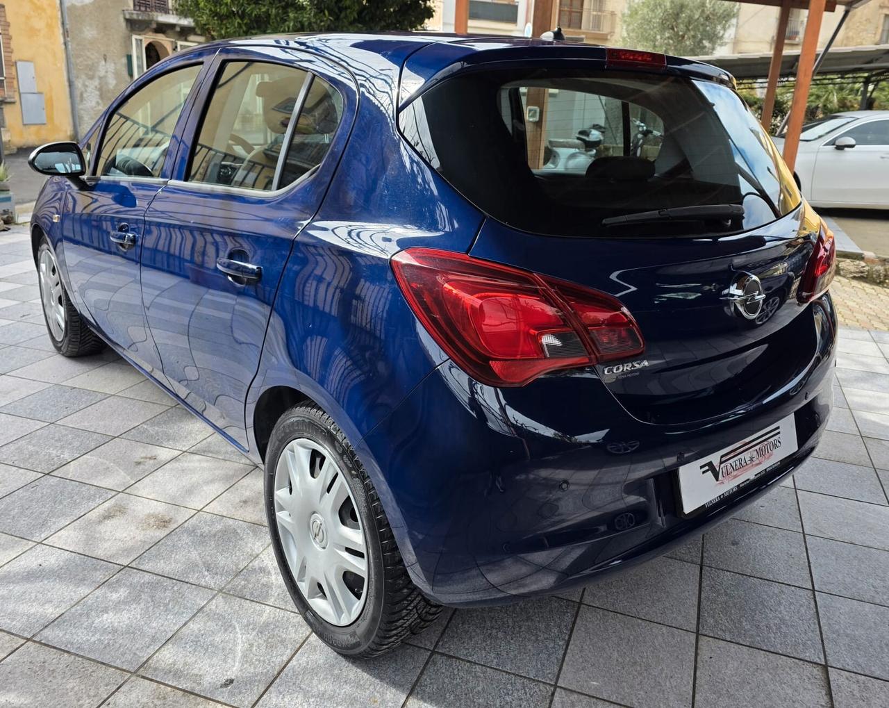 Opel Corsa 1.2 5 porte