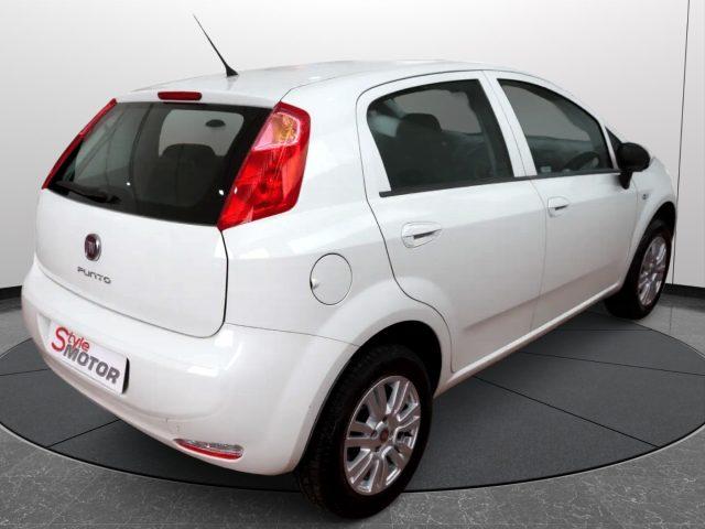 FIAT Punto 1.4 8V Natural Power Lounge