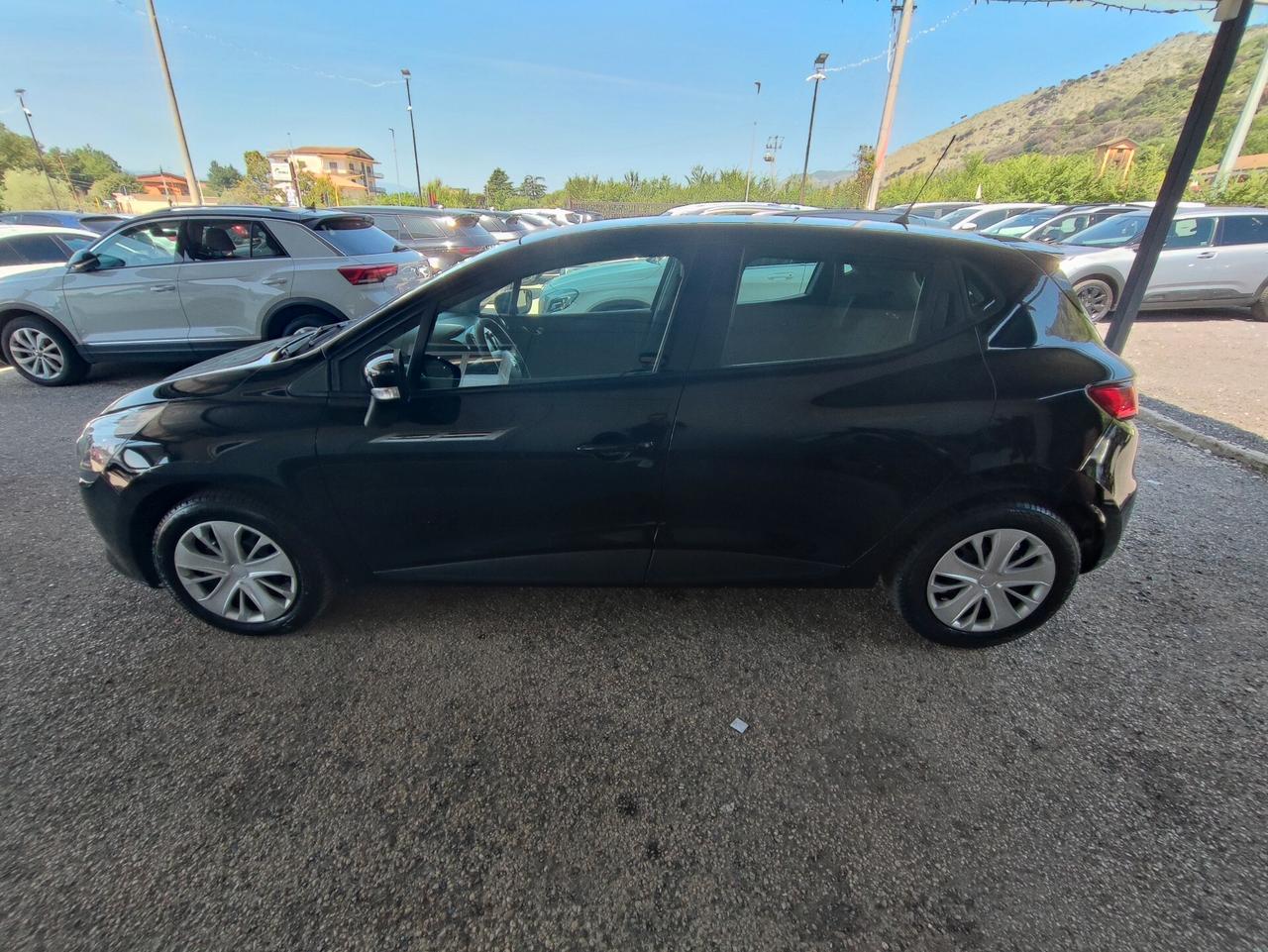 Renault Clio 1.5 dCi 8V 75CV 5 porte Wave