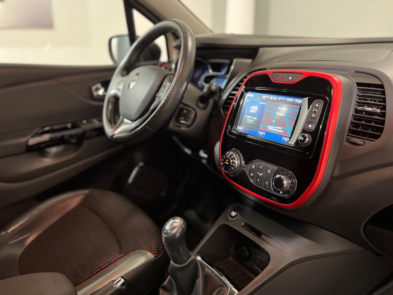 Renault Captur 1.5 dCi 8V 90 CV EDC Project Runway ok Neopatentato