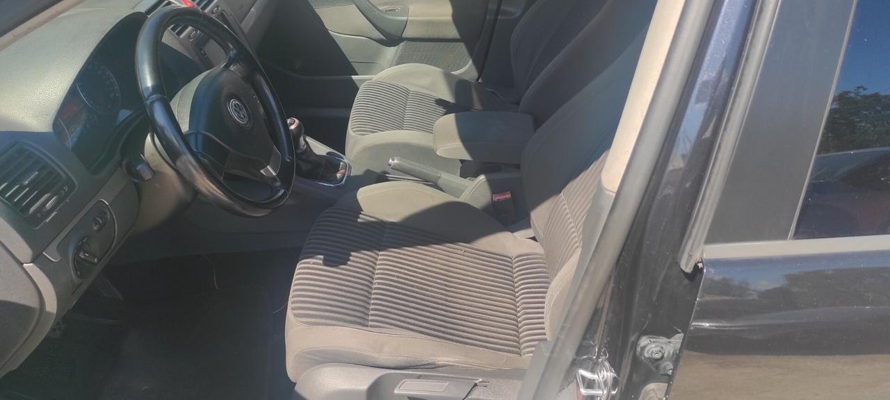 Volkswagen Golf 1.9 TDI DPF 5p. 5m. Comfortline
