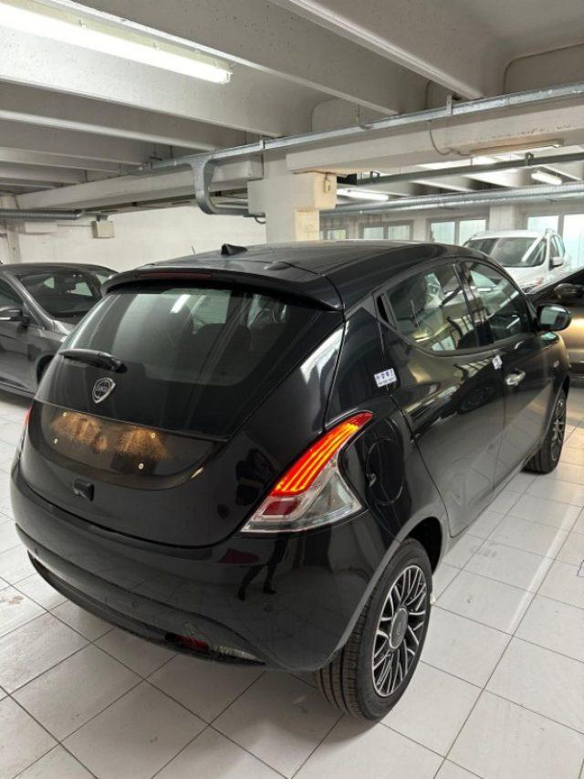 LANCIA Ypsilon 1.0 FireFly 5 porte S&S Hybrid Platino