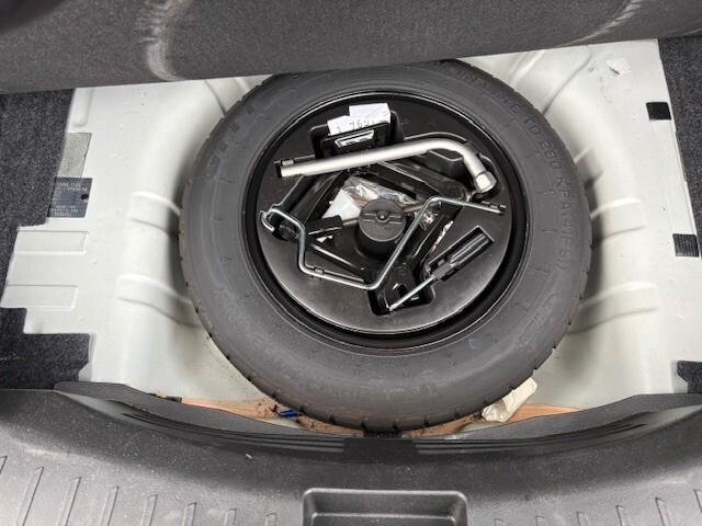 Lancia Ypsilon 1.0 FireFly 5 porte S&S Hybrid Alberta Ferretti