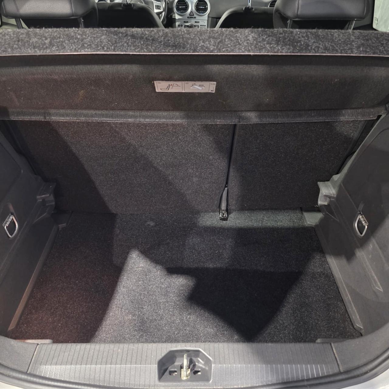 Opel Corsa 1.2 3 porte Edition