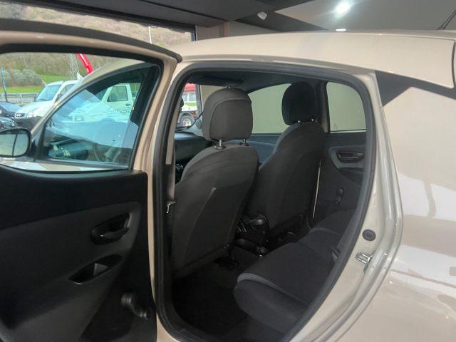 LANCIA Ypsilon 1.2 69 CV 5 porte Silver