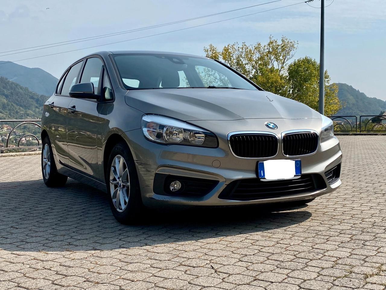 Bmw 2er Active Tourer 216d Active Tourer -UNIPRO -TUTTI I SERVICE -FRIZIONE VOLANO NUOVI