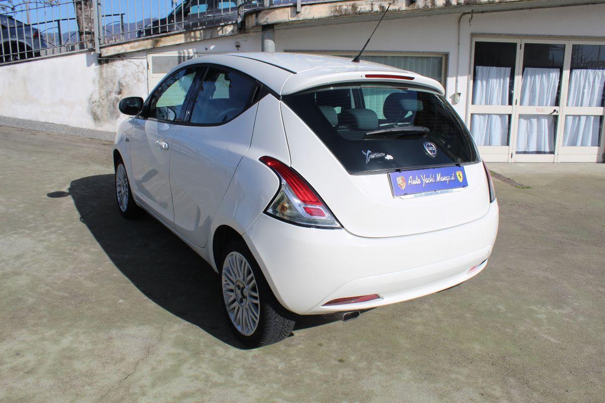 LANCIA - Ypsilon - 1.2 69 CV 5 porte Elefantino