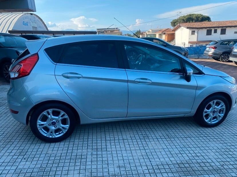 Ford Fiesta 1.0 80CV 5 porte Titanium