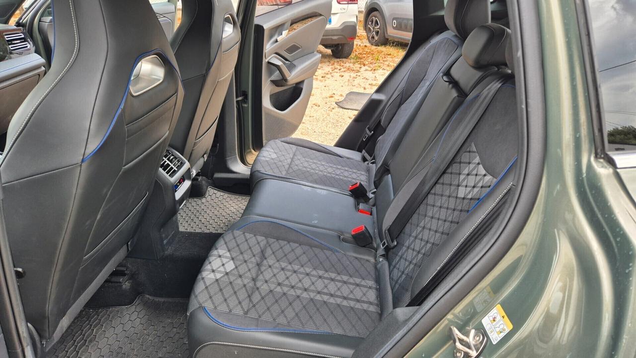 Volkswagen Tiguan 2.0 TDI 150 CV SCR DSG R-Line