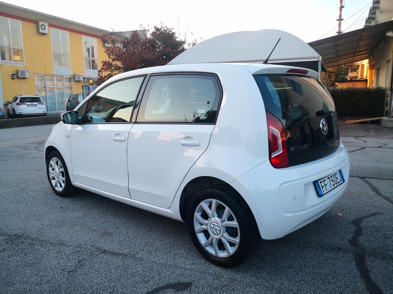 Volkswagen up! 1.0 METANO 5 porte
