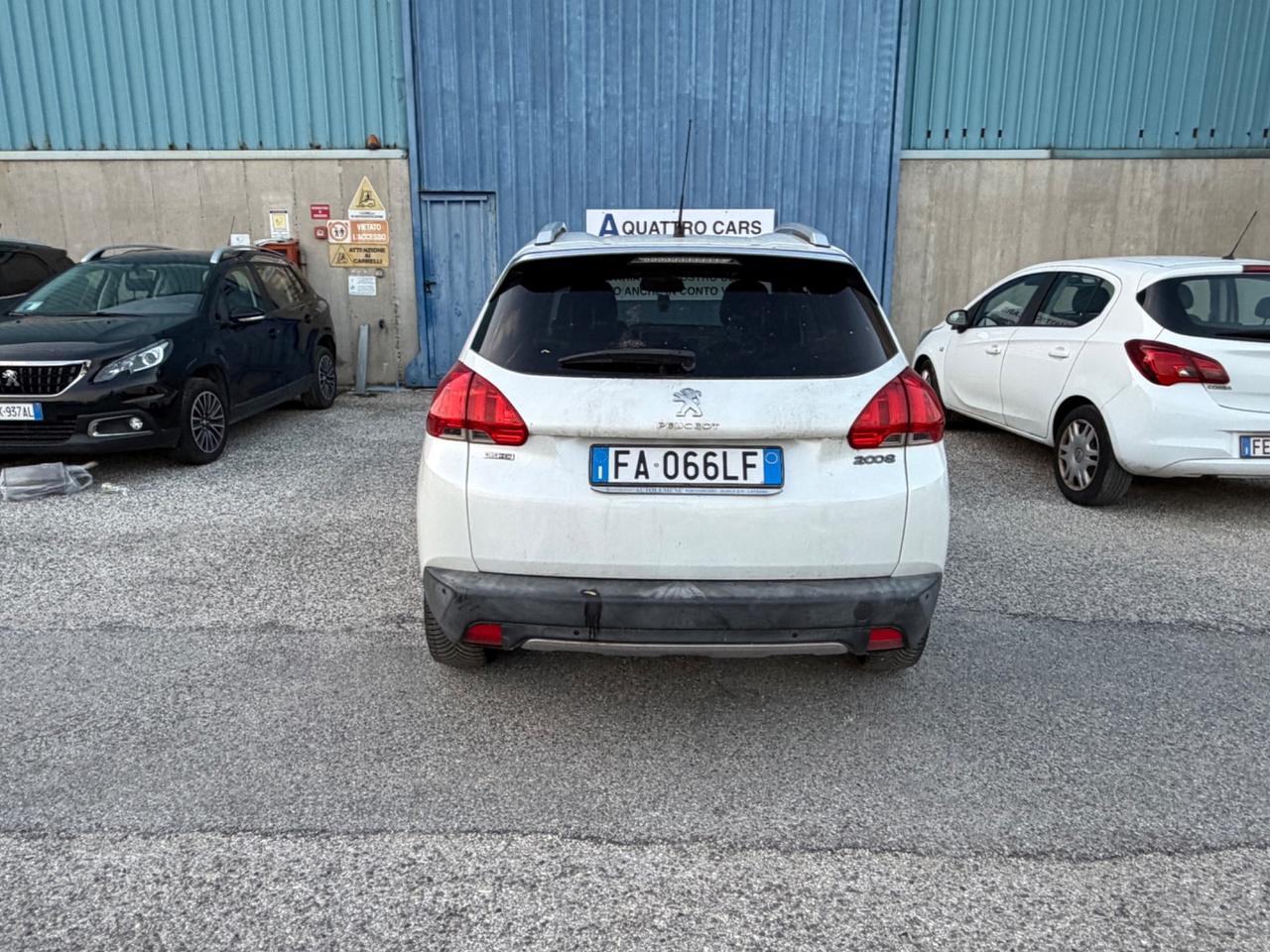 Peugeot 2008 BlueHDi 120 S&S Crossway