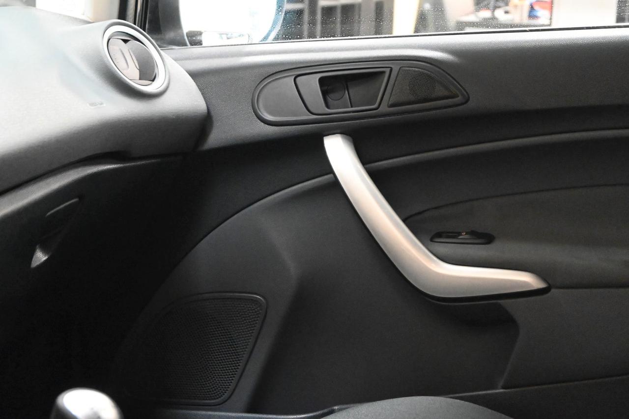 FORD Fiesta 6ª serie Fiesta 1.4 TDCi 68CV 5 po...