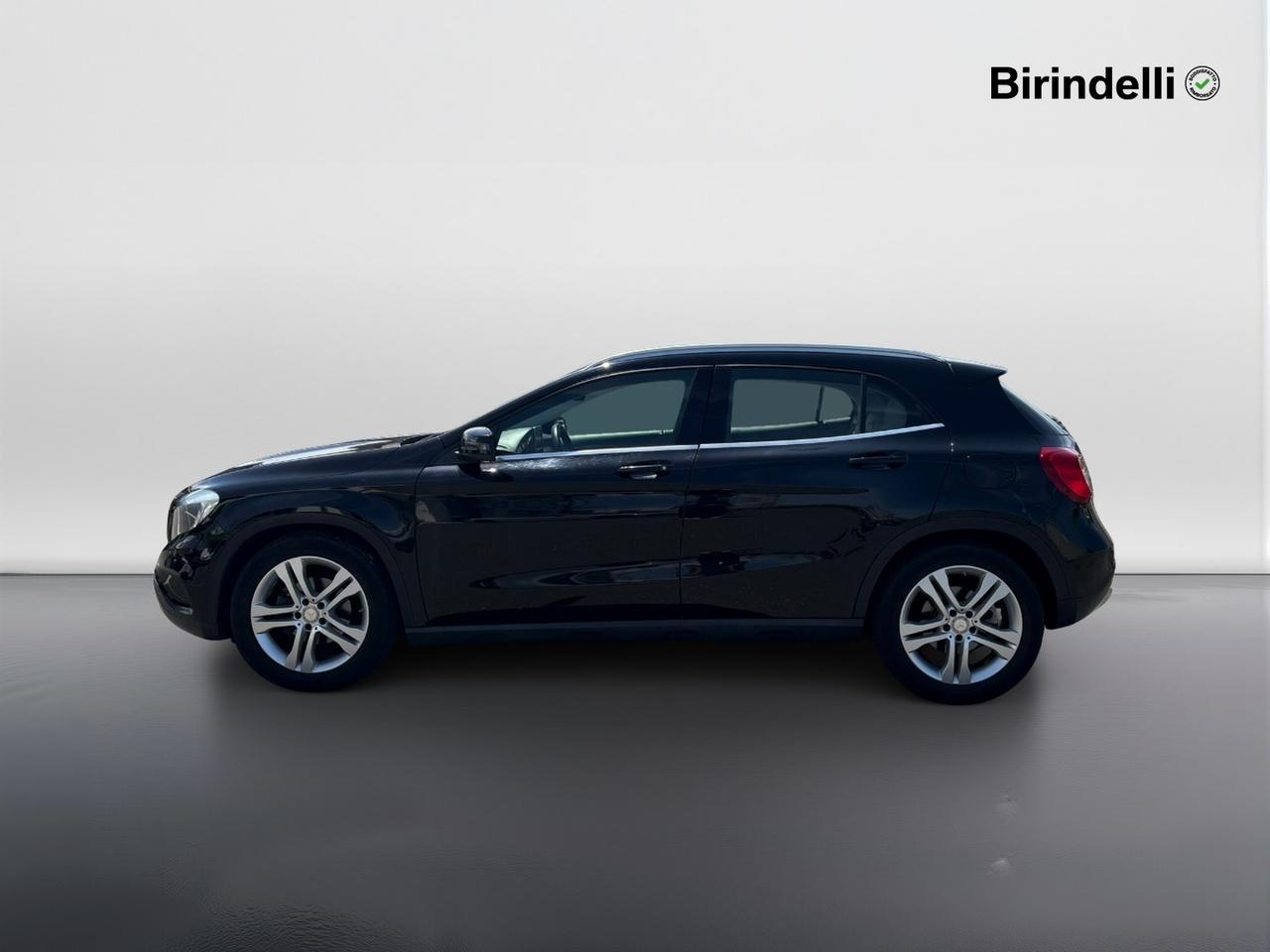 Mercedes-Benz GLA (X156) - GLA 180 d Automatic Executive