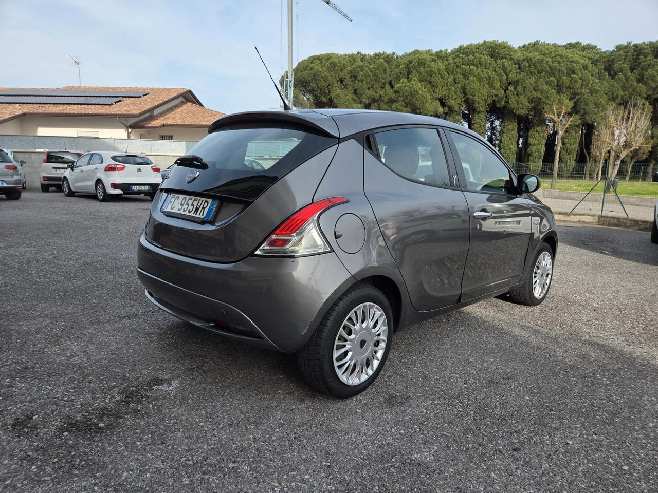 Lancia Ypsilon 1.2 69 CV 5 porte Opening Edition
